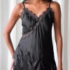 Sweetheart Lace satiinitoppi, musta